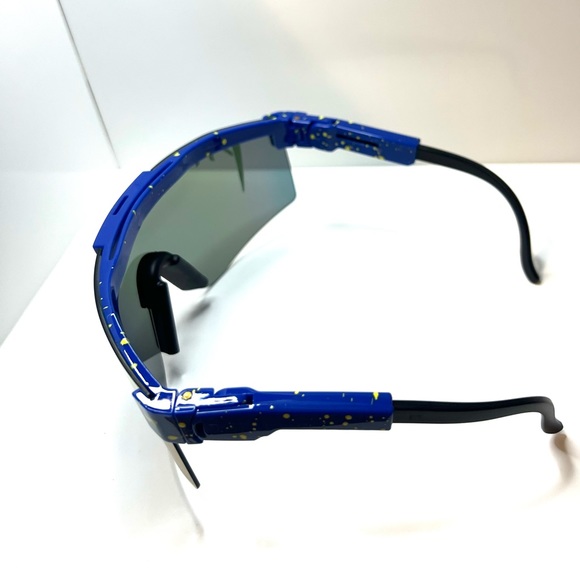 Polarized Sports Sunglasses, UV400 Protection Cycling Glasses - Picture 6 of 7